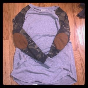 Brand new never worn camo shirt
